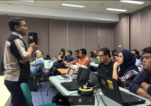 Seminar Workshop Bisnis Online SB1M di Sorong